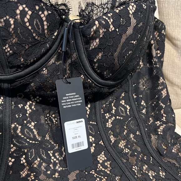 Lace Mini Dress - Picture 3 of 5